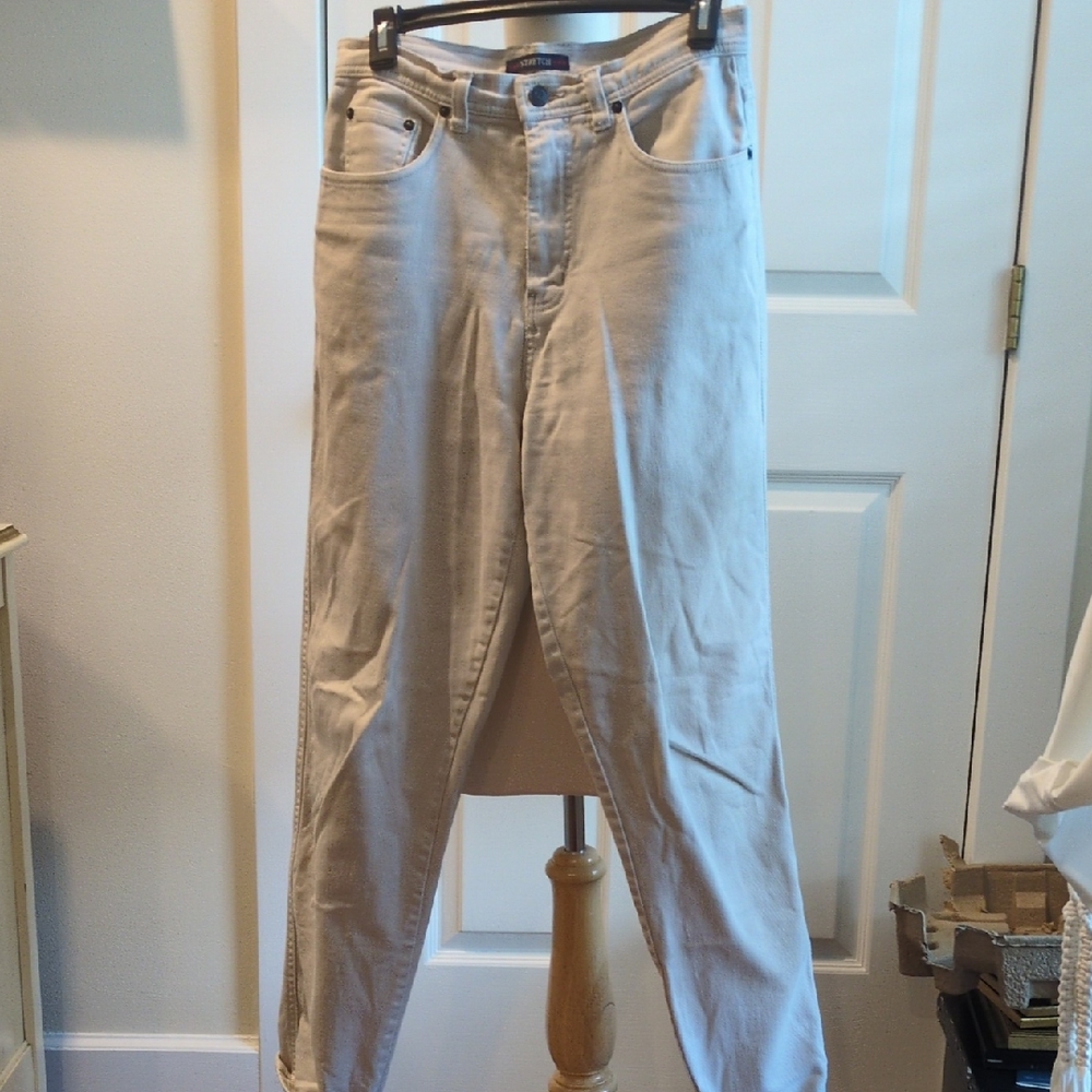 Bill Blass Women's High Rise Cream Jeans